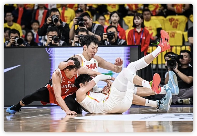 42分大胜！亚预赛中国男篮复仇日本 赵睿16+8+5